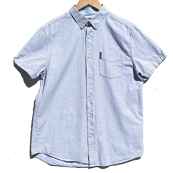 BEN SHERMAN Men’s 100% cotton Light Blue and White Geo Print Short Sleeve Shirt - Picture 2 of 6
